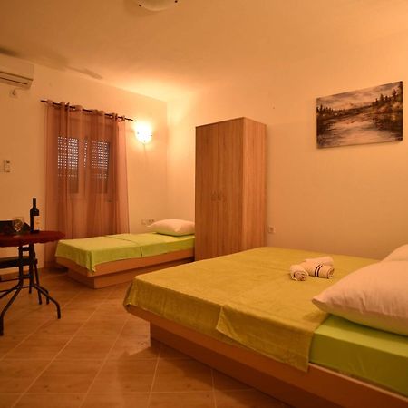 Apartmani Mihovic - Jaz Budva Exteriör bild