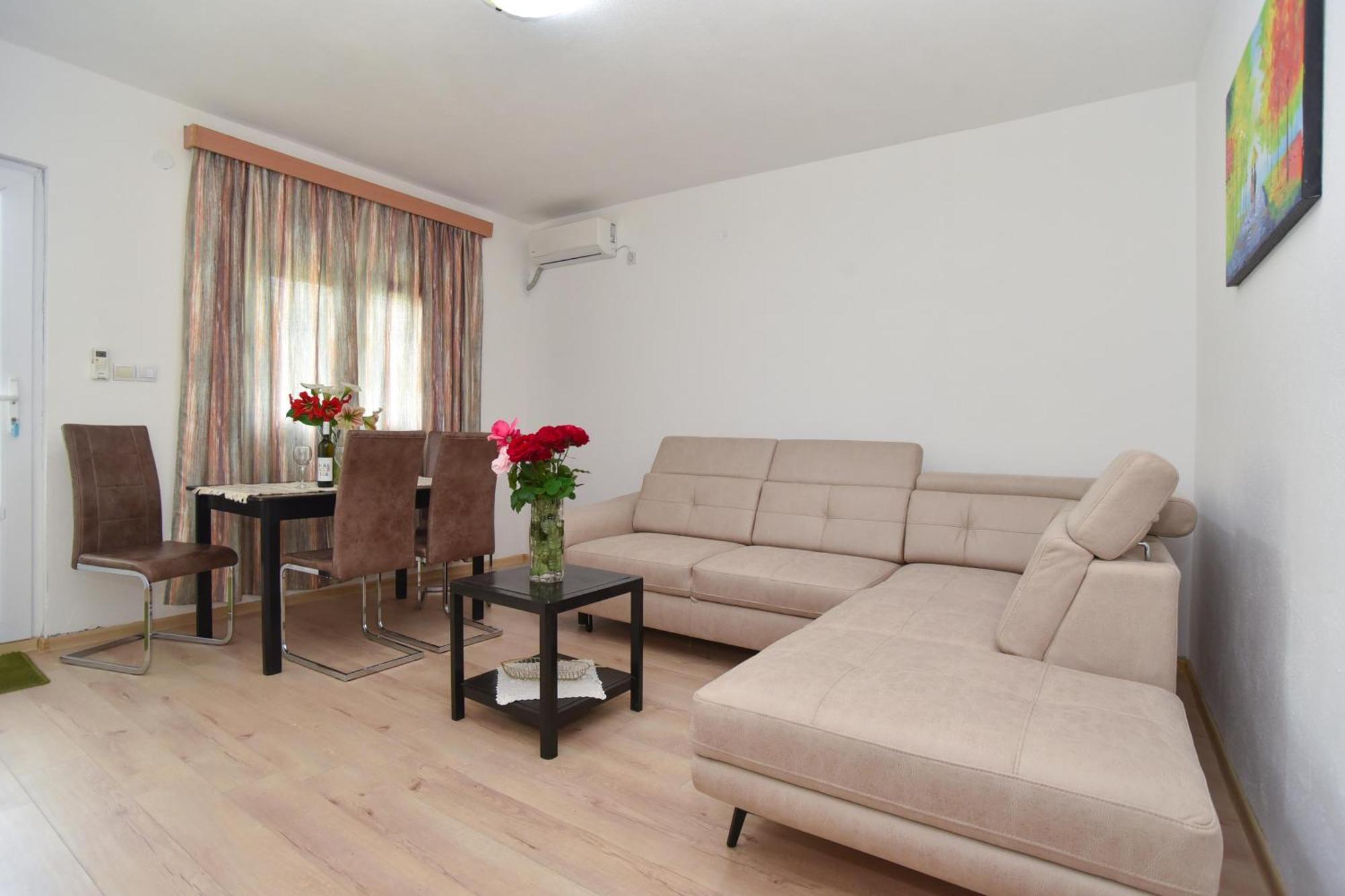 Apartmani Mihovic - Jaz Budva Exteriör bild
