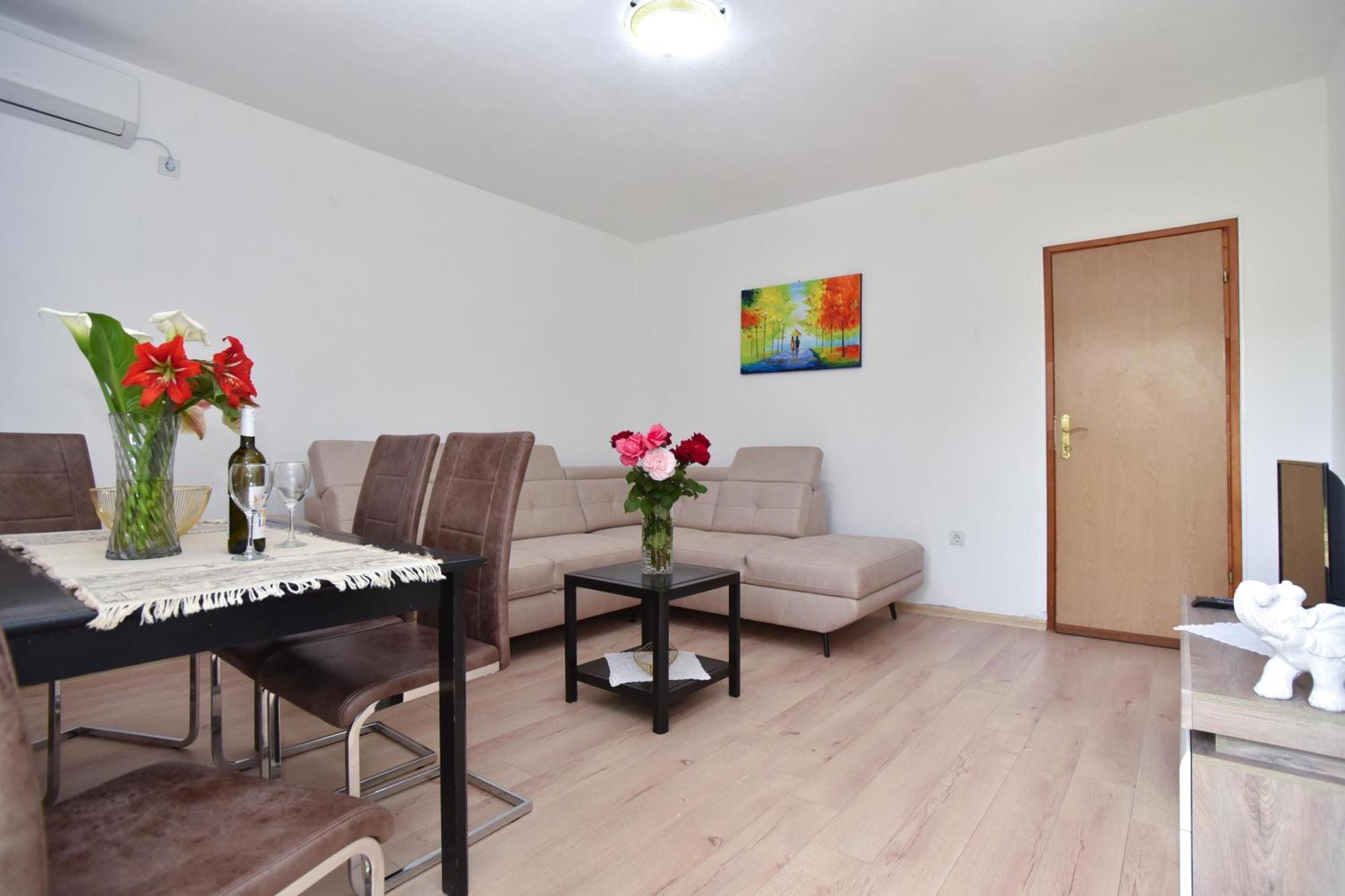 Apartmani Mihovic - Jaz Budva Exteriör bild