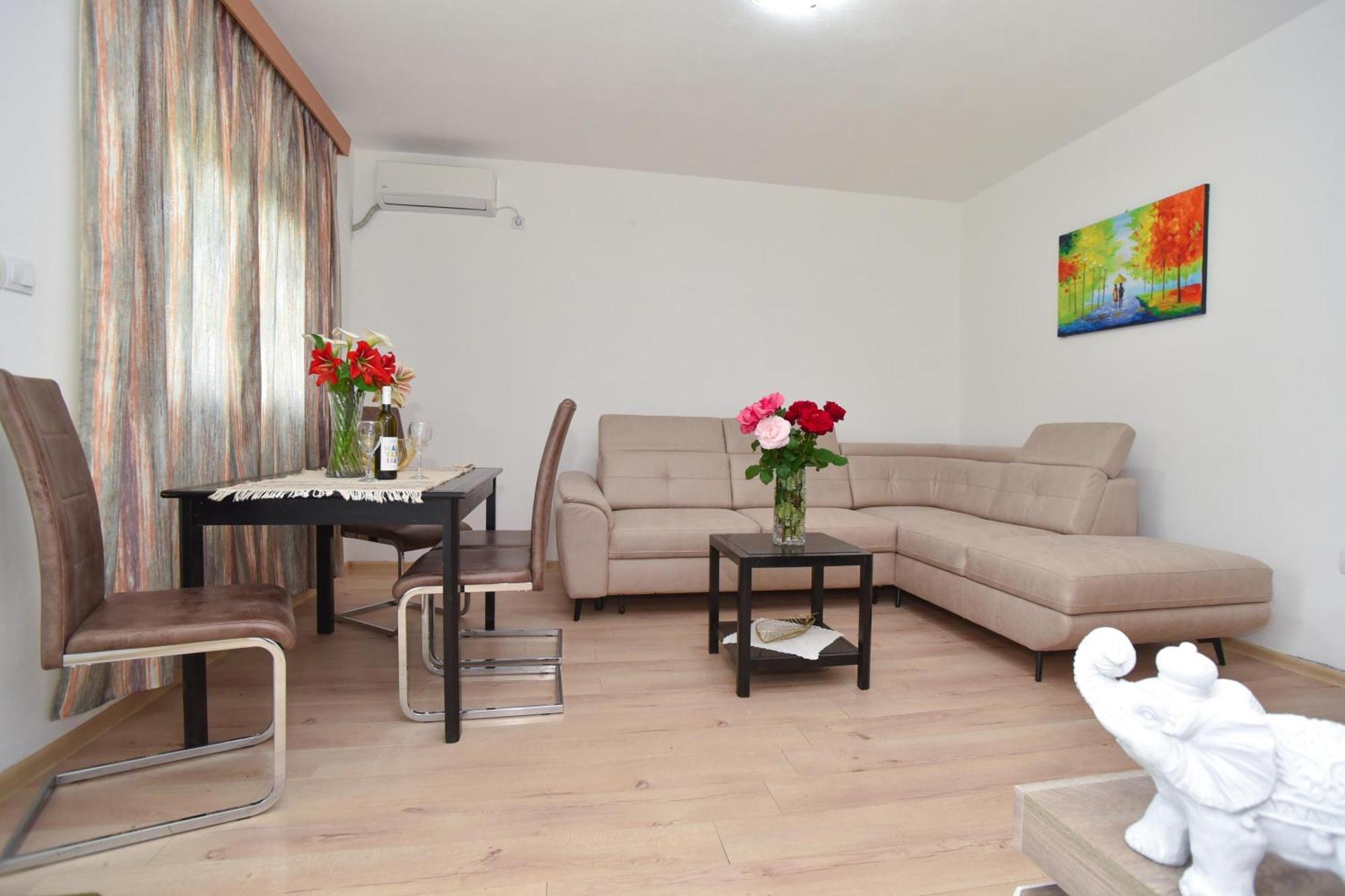 Apartmani Mihovic - Jaz Budva Exteriör bild